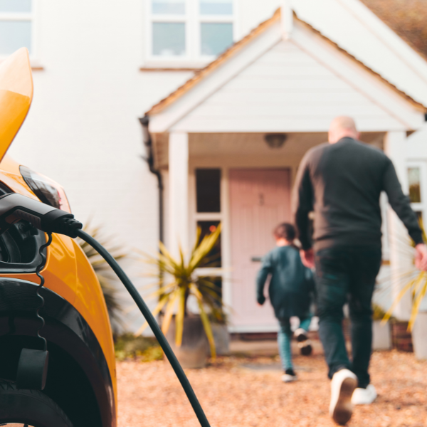 Research on Consumer Risks and Benefits of Dynamic Electricity Price Contracts